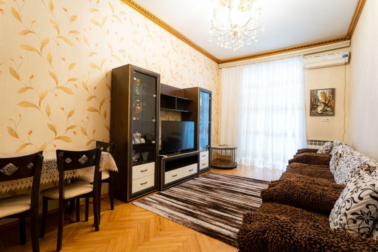 באקו Boutique Hotel Avenue מראה חיצוני תמונה